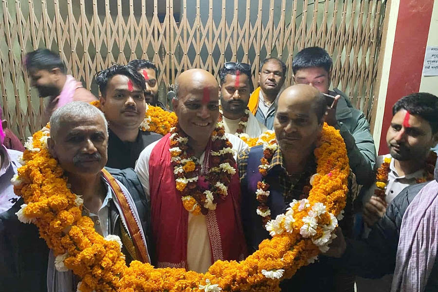 Amresh Kumar Singh defeating Nepali Congress President Gagan Kumar Thapa in Sarlahi-4 constituency during Nepal Election 2082.
