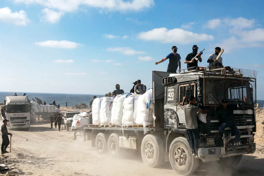 IDF Launches Investigation into Alleged War Crimes Following Fatalities Near Gaza Aid Sites