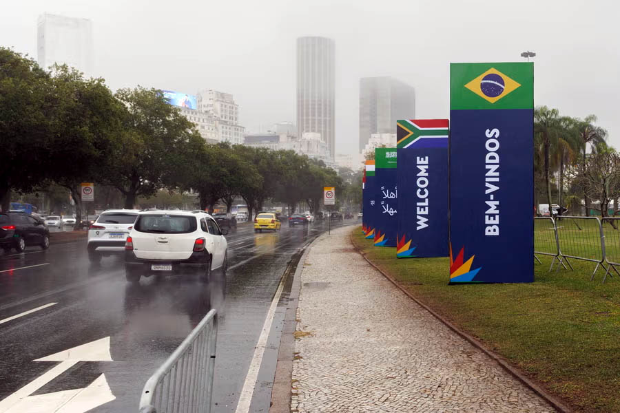 Welcome banners adorn the streets of Brazil as it hosts the BRICS 2025 Summit, with the absence of Russia’s and China’s top leaders offering a unique opportunity for the host nation to spotlight its push for inclusive global governance reform.