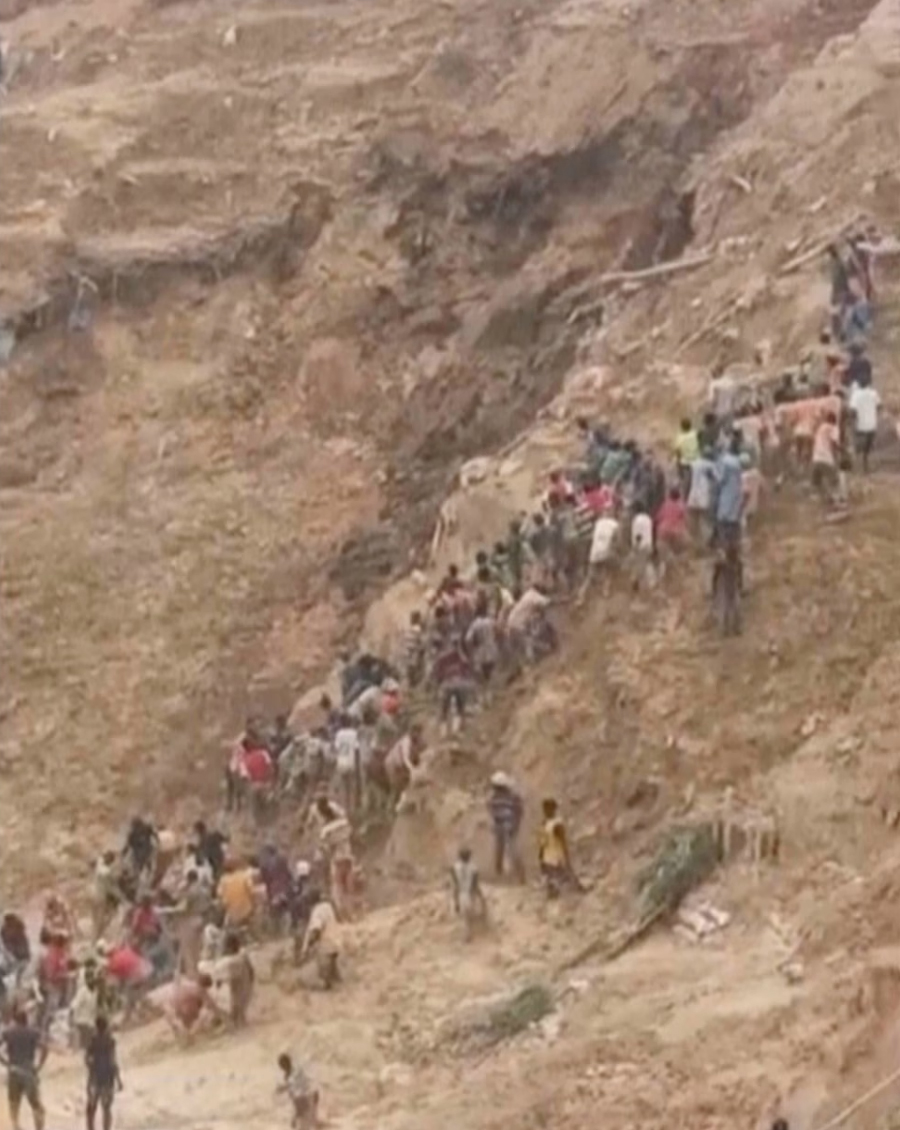 Goldmine collapse in the Central African Republic with more than 100 reported dead. The landslide occurred in the village of Zamboye on Tuesday afternoon.