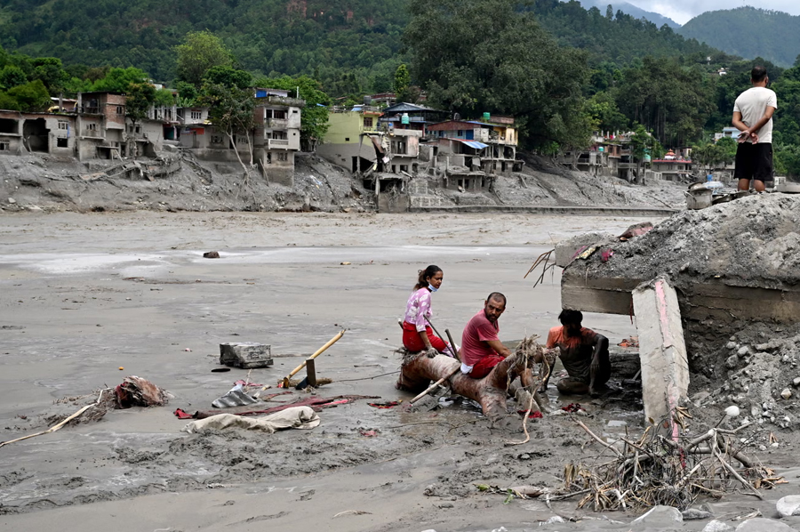Bhotekoshi-Trishuli Floods: 987 Bodies Found, 3,916 Still Missing — Rescue Efforts Intensify as International Aid Arrives