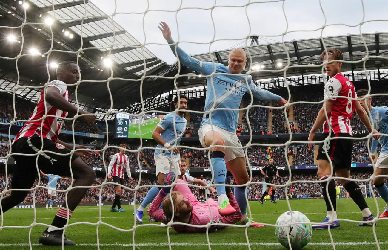 Erling Haaland scoring for Manchester City
