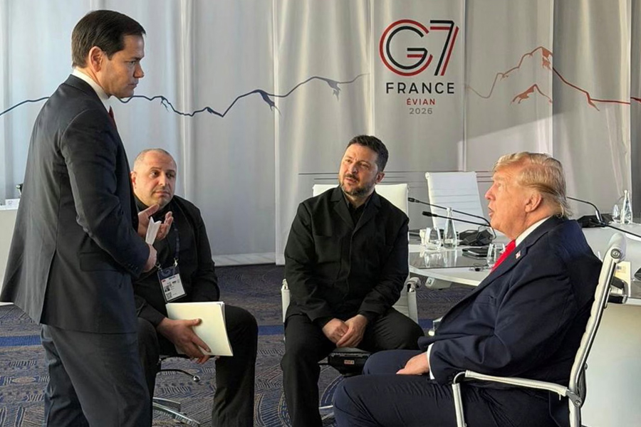 Moped Ban in Crimea, Moscow Refinery on Fire, and G7 Pushes for Peace: Ukraine's Drone War Cripples Russian Logistics as Trump Says 'Russia Should Make a Deal'