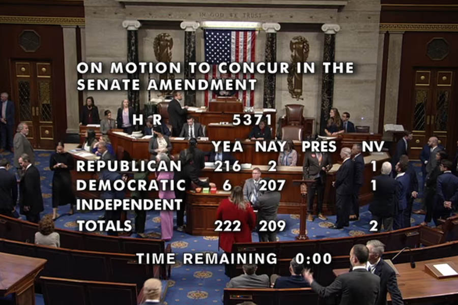 Final vote in the U.S. House of Representatives approving the bill to reopen the government, inside the Capitol in Washington.
