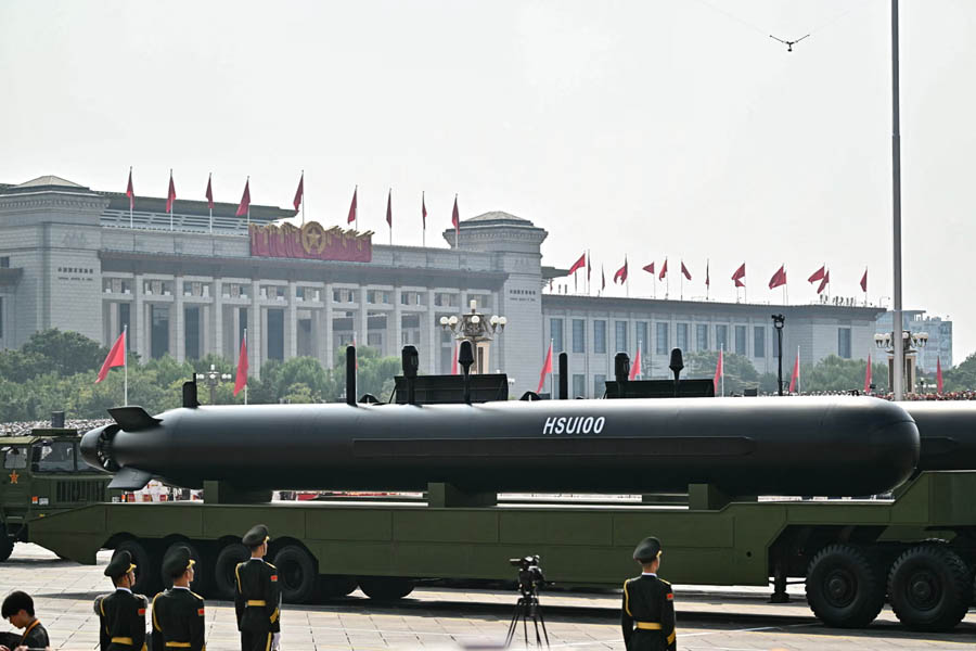 HSU100 unmanned underwater vehicle showcased at China’s military parade, highlighting advanced naval and underwater capabilities.