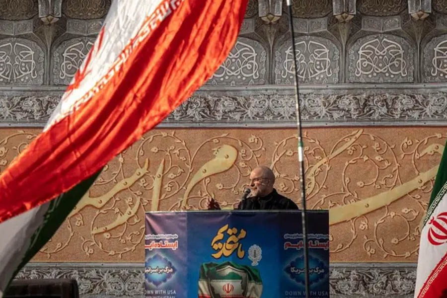 Iran parliament speaker Mohammad Bagher Ghalibaf warns that the United States signals diplomacy publicly while allegedly preparing a ground attack amid escalating Gulf conflict.