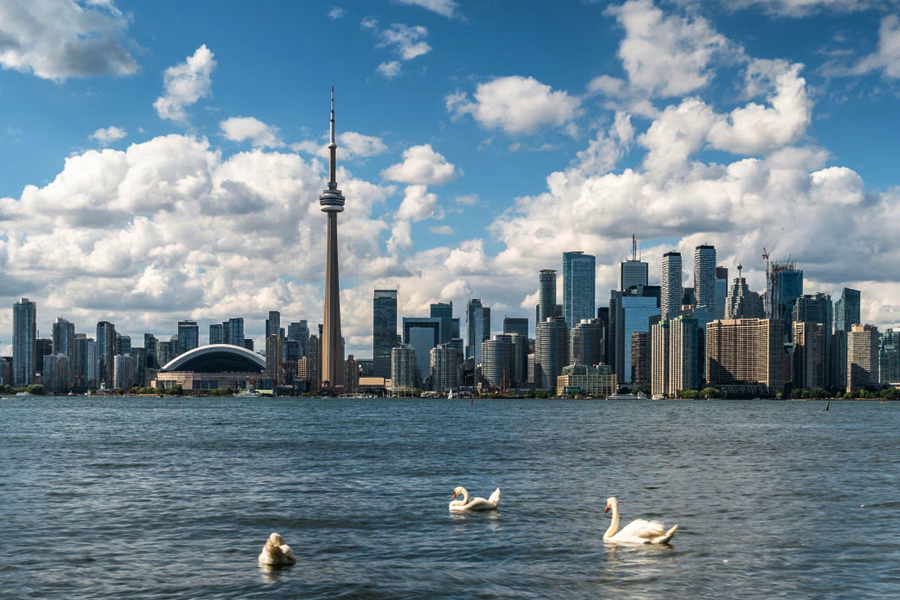 Lake Ontario with Toronto on the Canadian side of the US-Canada border.