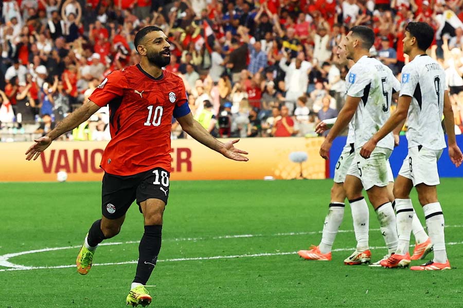 Salah Leads Pharaohs to History: Egypt Win First-Ever World Cup Match at Ninth Attempt — 3-1 Comeback Over New Zealand Seals Group G Control