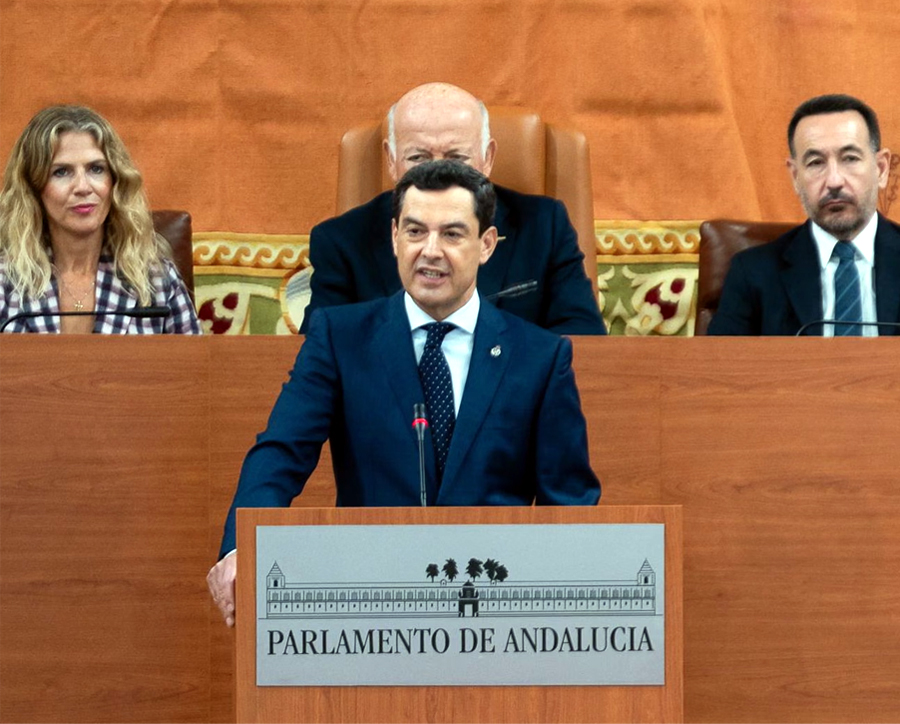 Andalucía's president, Juan Manuel Moreno Bonilla, speaking at the first session of his investiture debate in Seville last month.