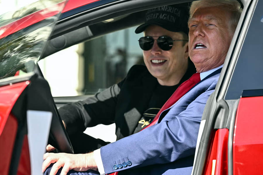 Elon Musk and Donald Trump seen inside a Tesla on the South Portico of the White House in March — a symbolic moment now clouded by investor fears as Tesla shares tumble amid Musk’s political ambitions.
