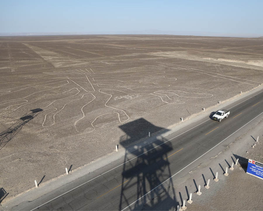Tourist Plane Crashes Over Peru's Nazca Lines