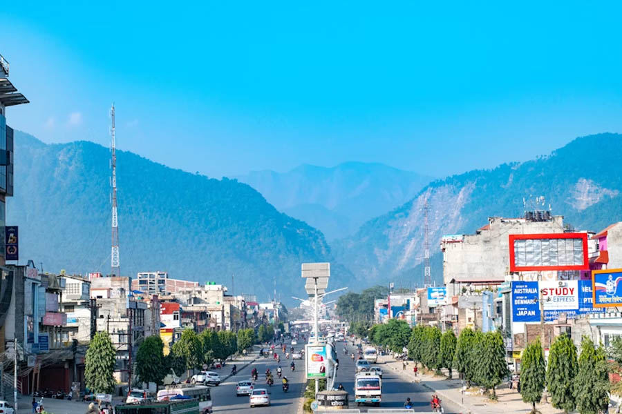 Nepal economy and trade - Kathmandu business district financial hub