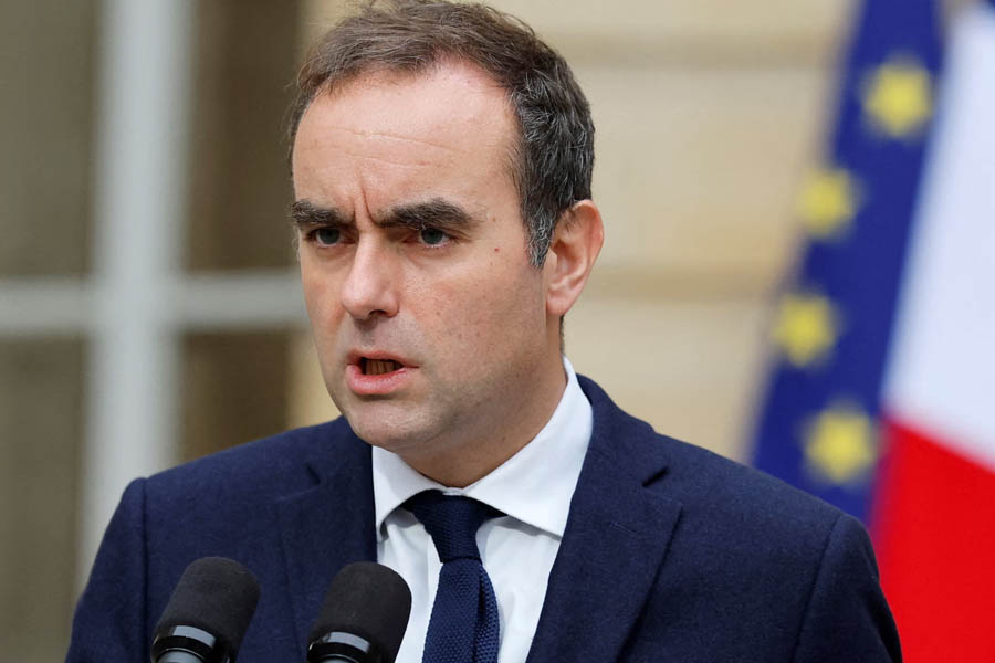 Sébastien Lecornu reappointed as French Prime Minister by Emmanuel Macron after resignation amid political turmoil in France.