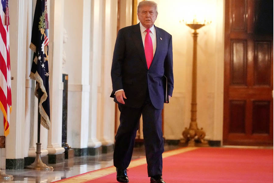 Experts warn US economic data credibility is at risk after President Trump fires labor statistics chief amid stalled job growth and rising political tensions.