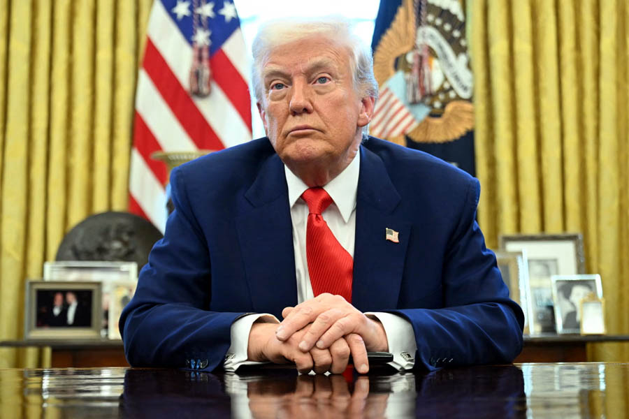 U.S. President Donald Trump fires labor statistics chief Erika McEntarfer after weak jobs data, sparking backlash over politicization of economic reporting.