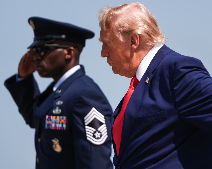 Trump Says Decision on 'Massive Attack' Against Iran Is Close — Oil Surges Past $100 as Houthis Blockade Saudi Shipping in Bab al-Mandab