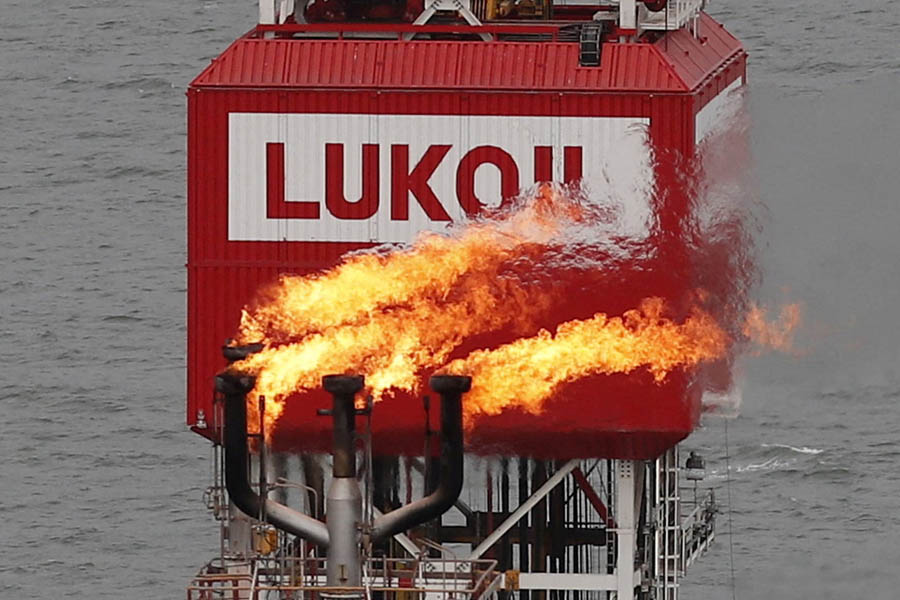 U.S. sanctions on Russian oil companies scheduled to begin November 21 as part of measures responding to Russia’s invasion of Ukraine.