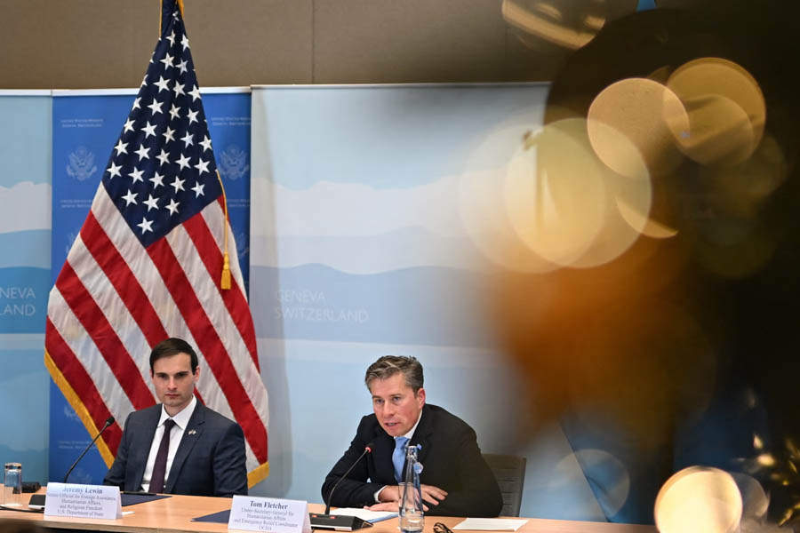Jeremy Lewin and Tom Fletcher during US–UN humanitarian talks in Geneva on December 29