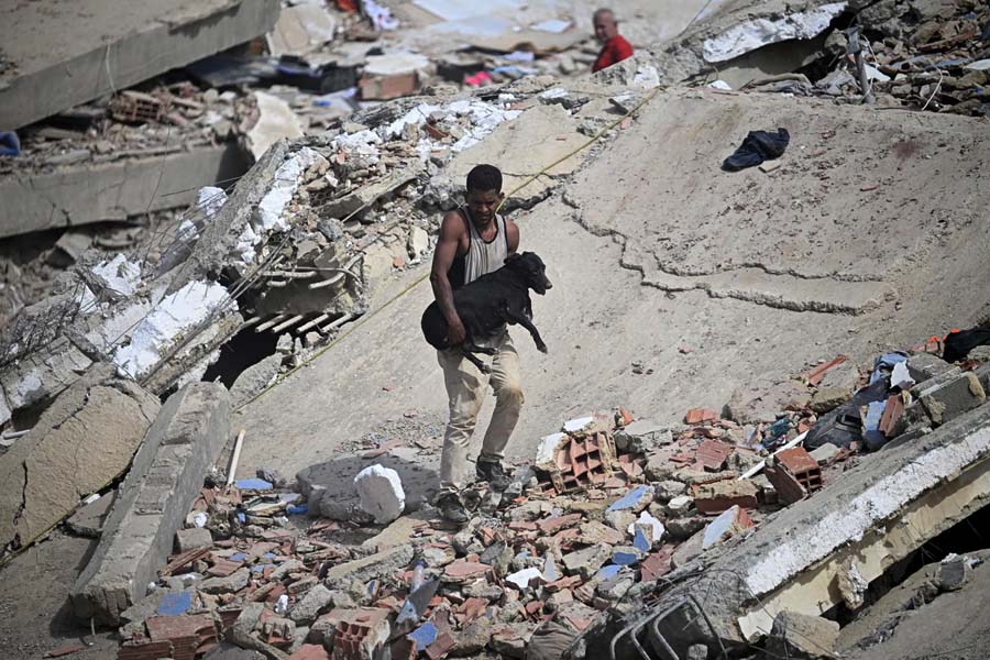 920 Dead, 3,000 Injured, and a Government Caught Flat-Footed: Venezuela's Twin Quakes Lay Bare Years of Misrule — 'People Are Working with Their Bare Hands'