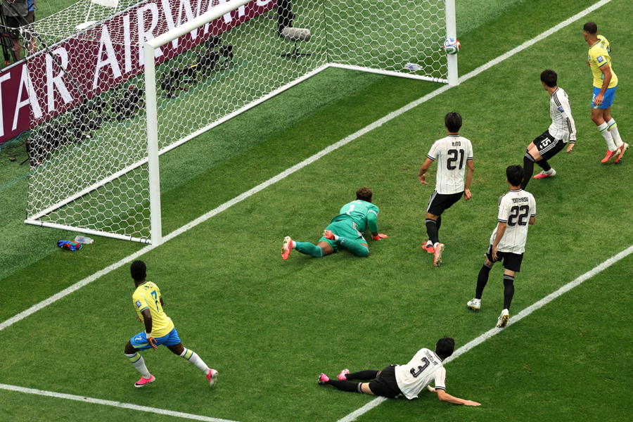 Vinicius Junior of Brazil hits the post against Japan