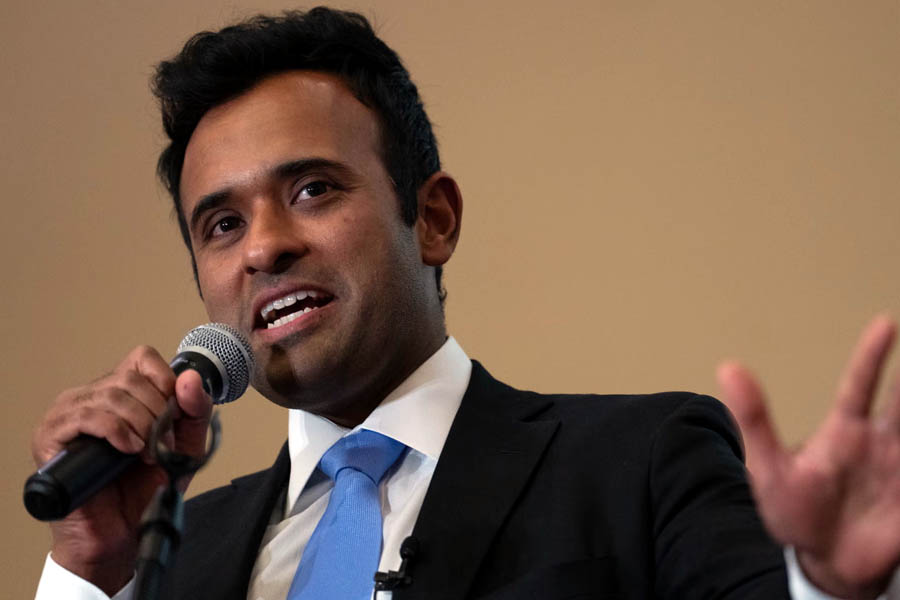 Republican Ohio gubernatorial candidate Vivek Ramaswamy at a campaign event last month, hoping to lock in his position as the party's nominee.
