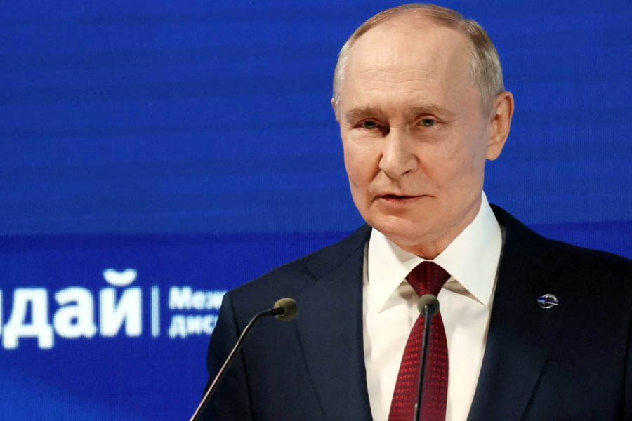 Russian President Vladimir Putin speaking at the Valdai forum in Sochi, warning Europe over escalating militarisation.