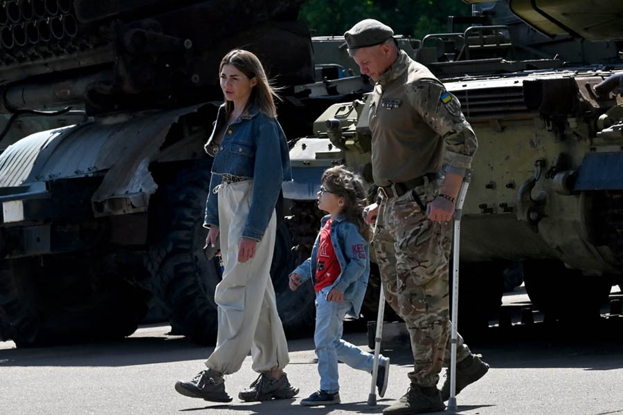 Wounded Ukrainian serviceman with family in Kyiv